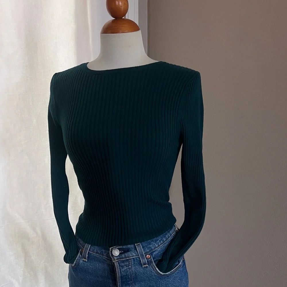 Old Navy Ribbed Sweater - Picture 3 of 4